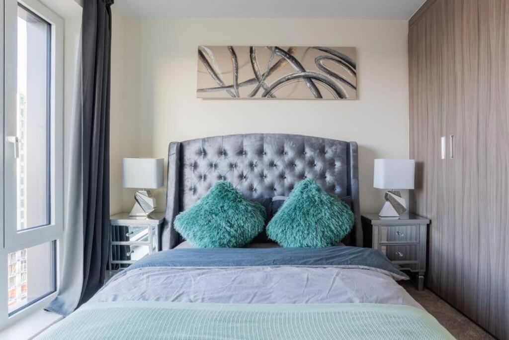 Luxury river side penthouse Londres Extérieur photo