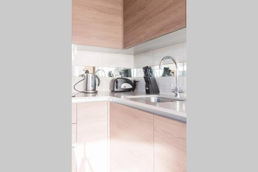 Luxury river side penthouse Londres Extérieur photo