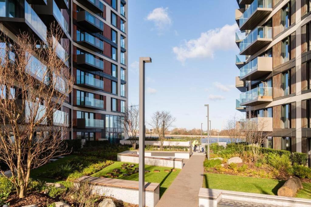 Luxury river side penthouse Londres Extérieur photo